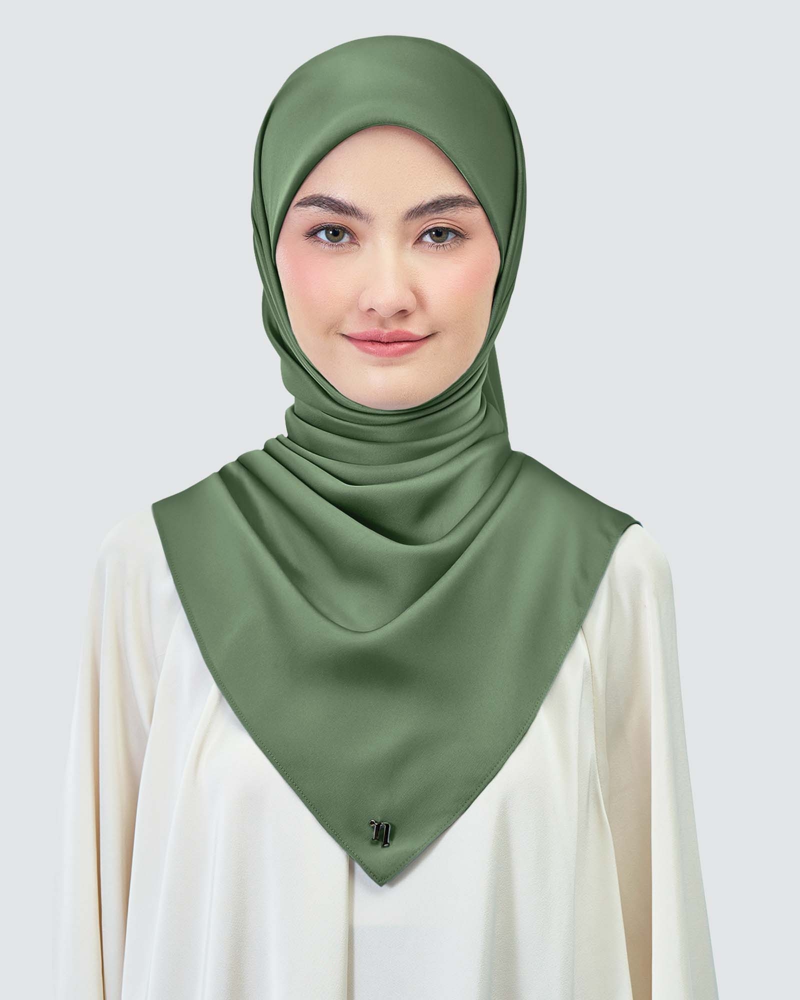 AMAYA SATIN SQUARE - DUSTY OLIVE