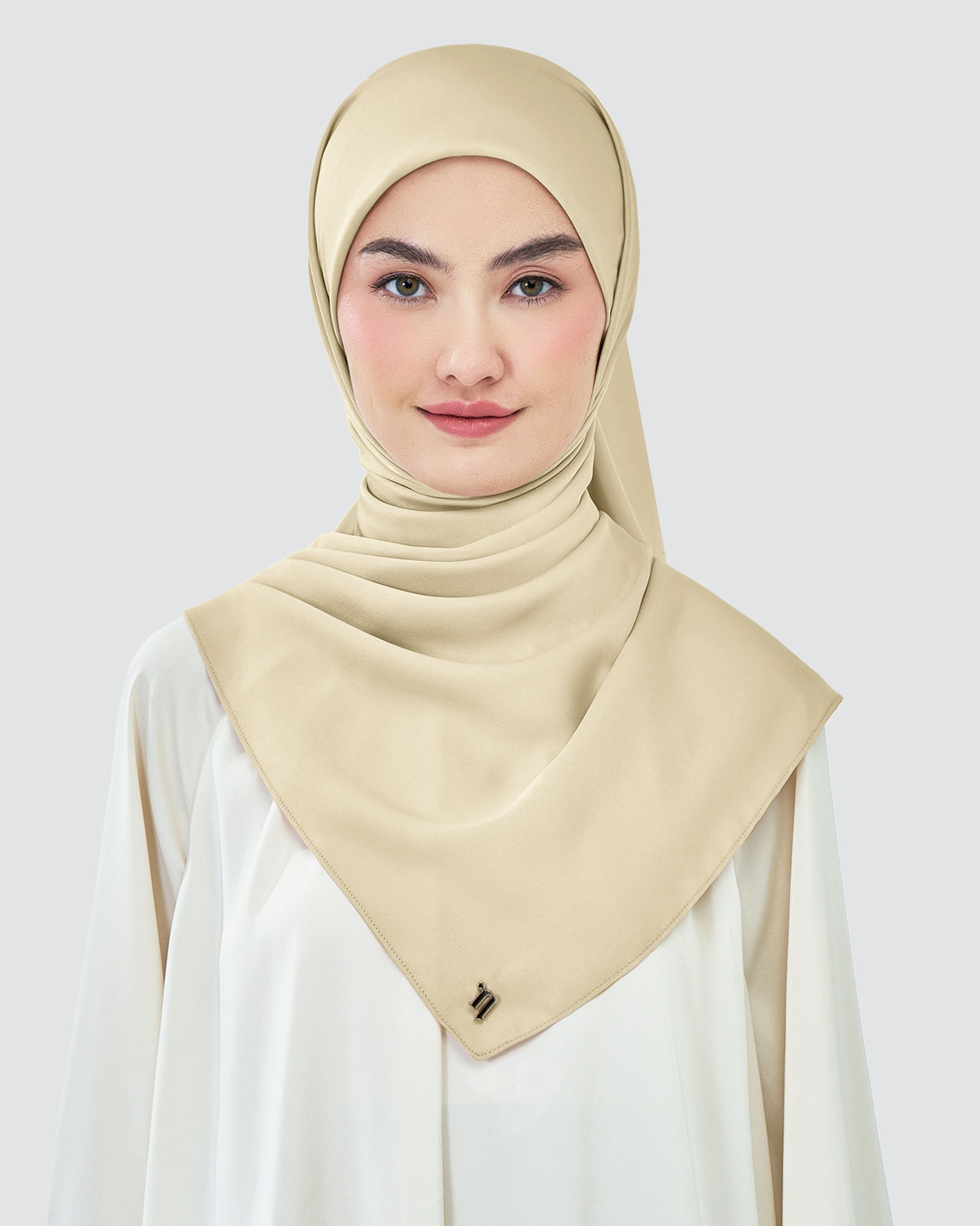 AMAYA SATIN SQUARE - MOONLIGHT