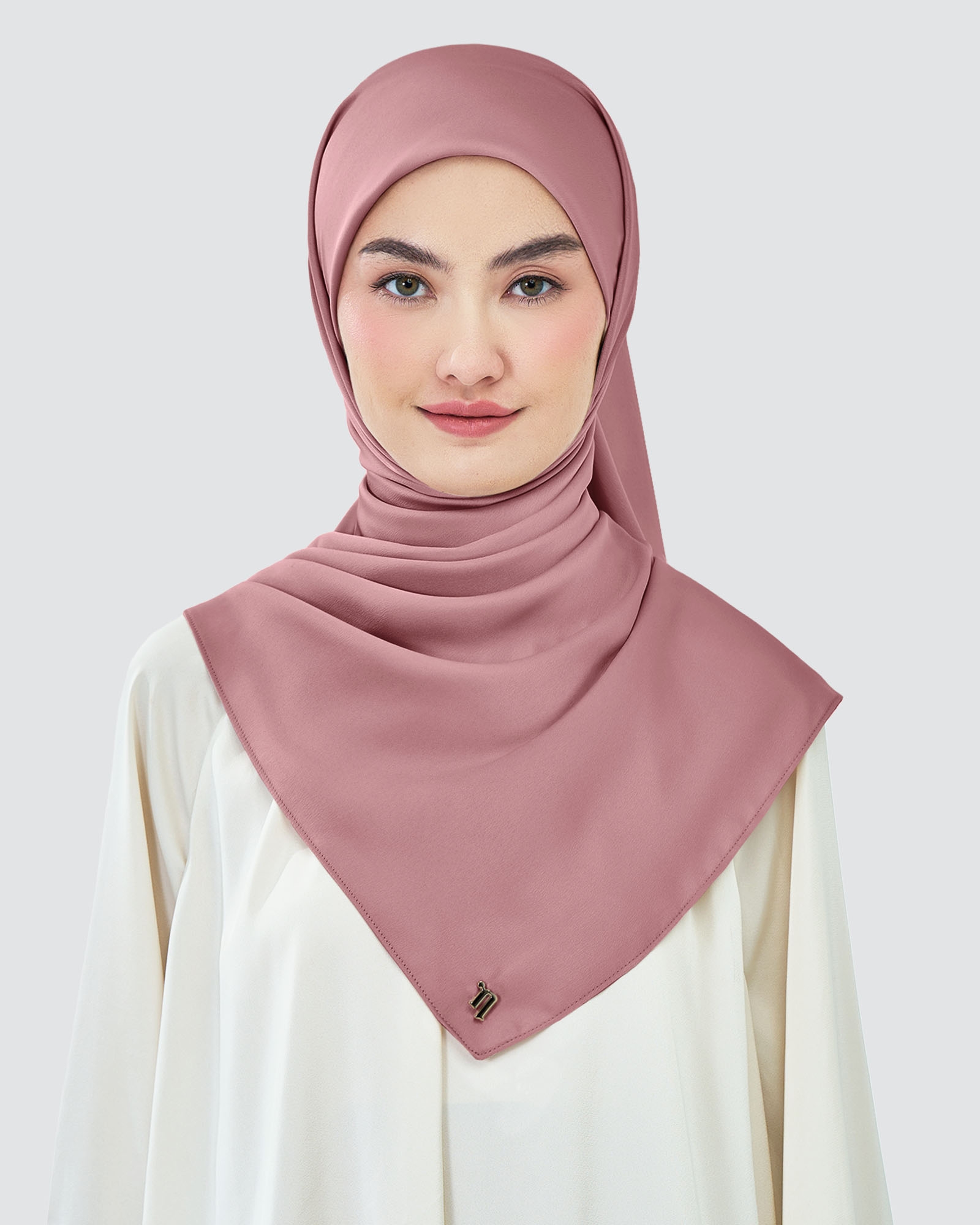 AMAYA SATIN SQUARE - NOSTALGIA ROSE