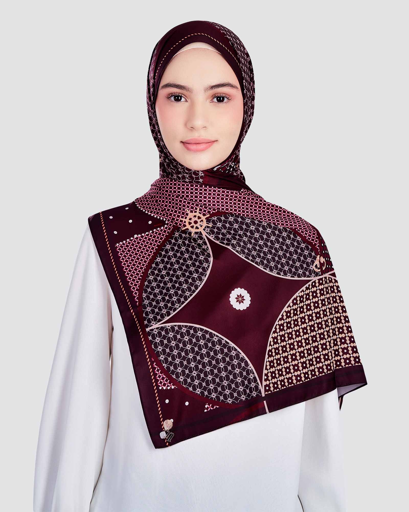 BLUE CRUISE SHAWL - ANCHOR RED