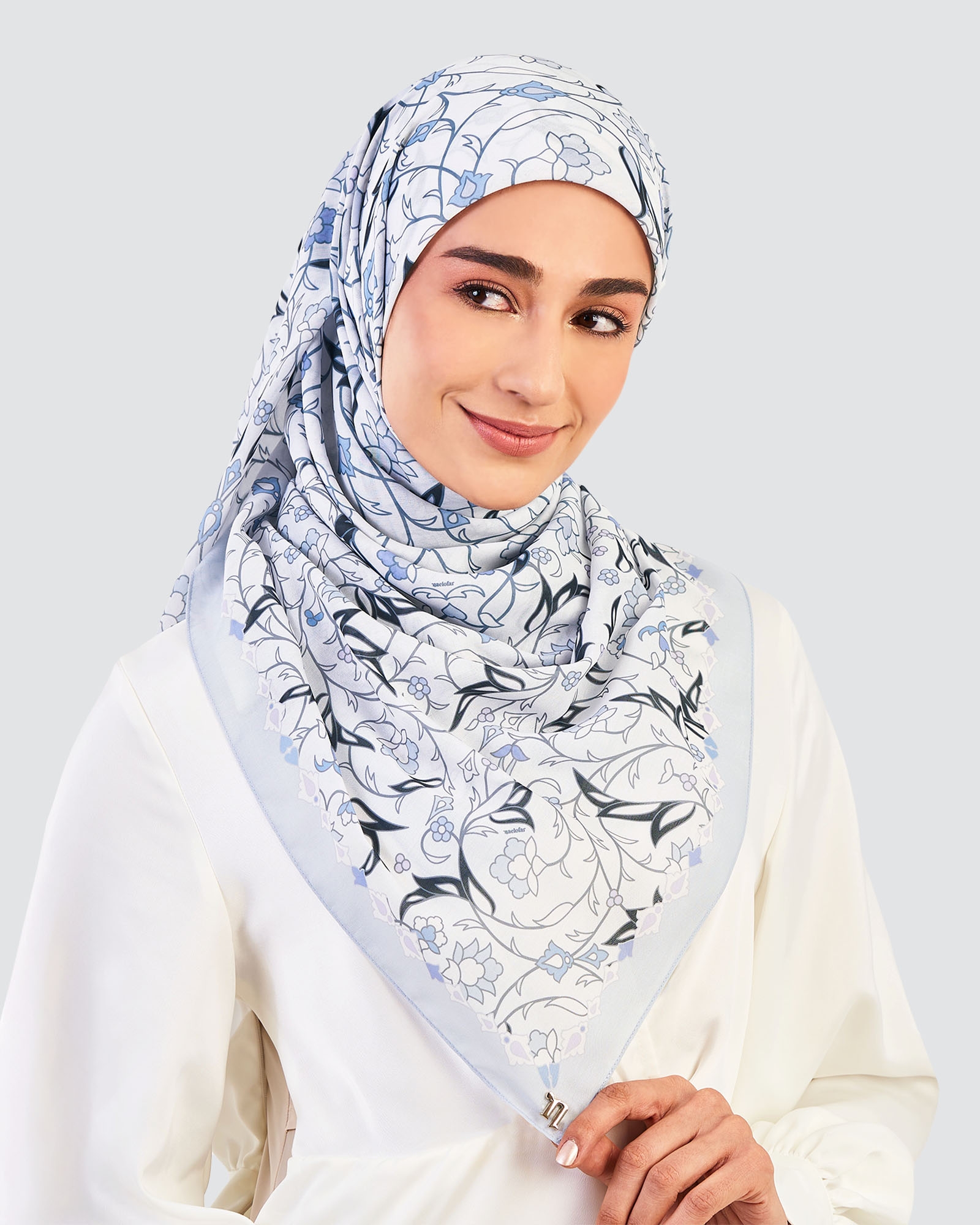 FREESIA COTTON VOILE SQUARE - WINDY