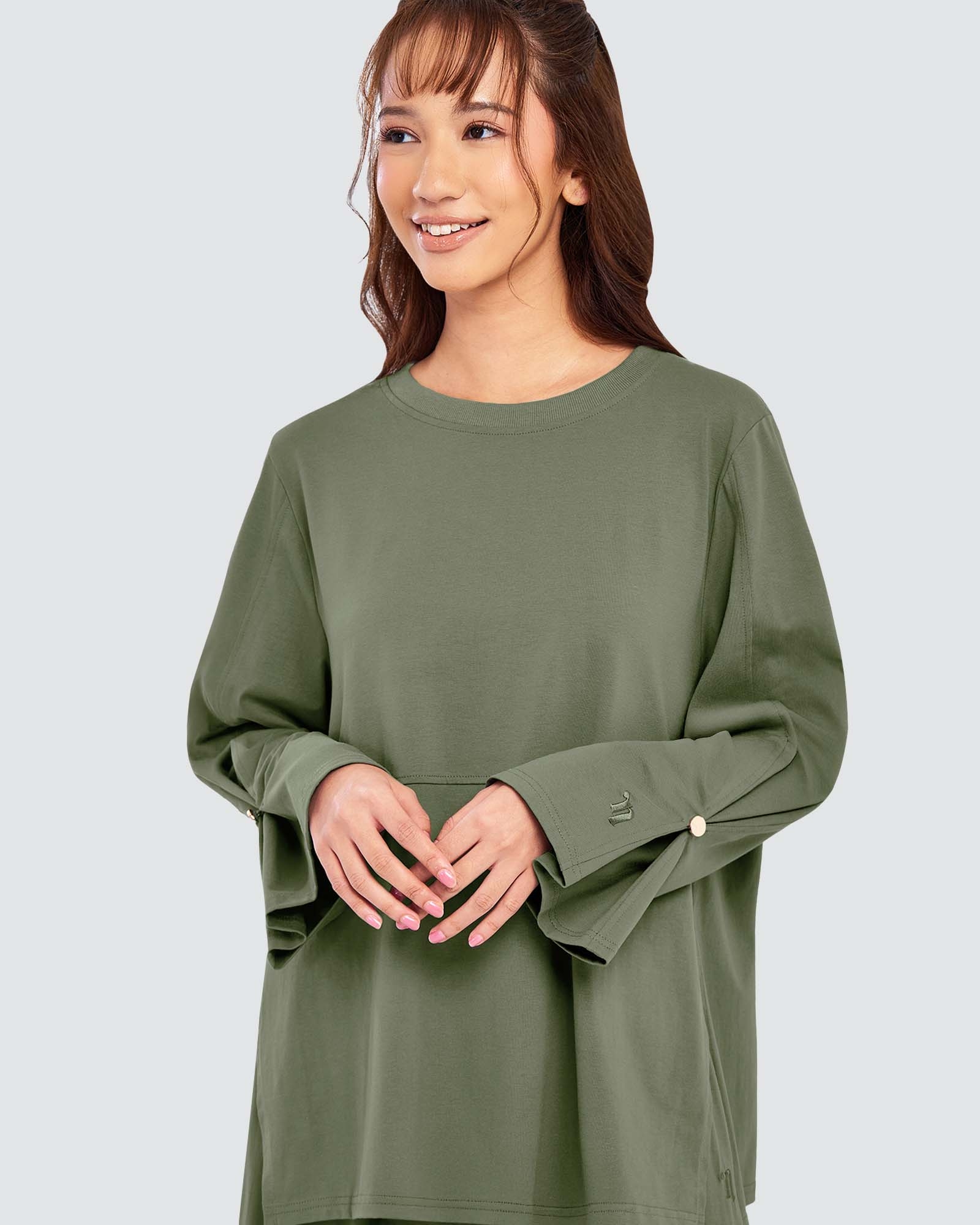 MILA RELAXED FIT TOP - MOSS