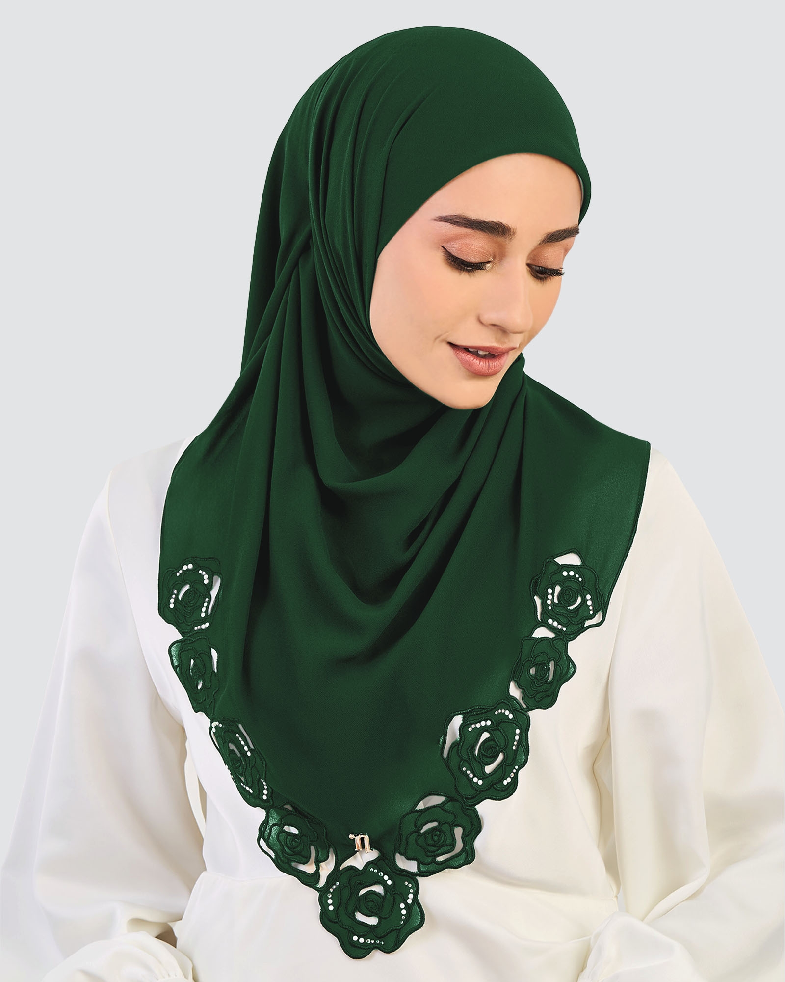 ROSE EMBROIDERED CRYSTAL SQUARE - EMERALD