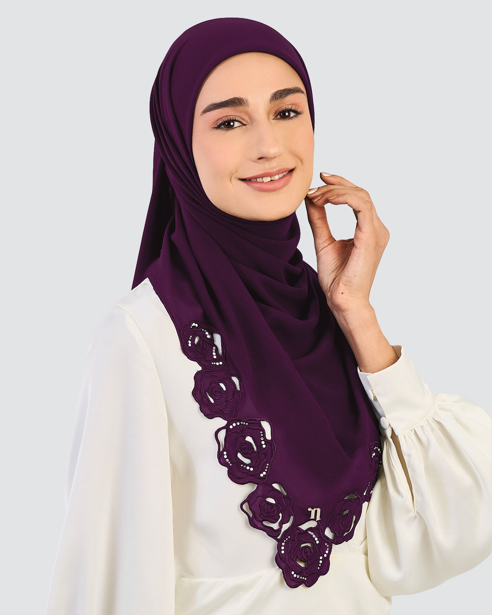 ROSE EMBROIDERED CRYSTAL SQUARE - MAJESTY