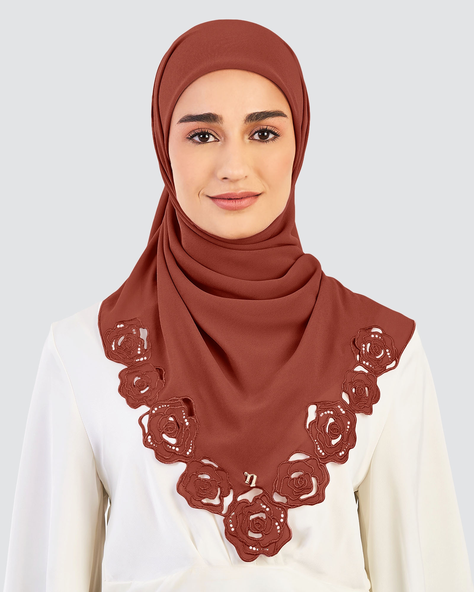 ROSE EMBROIDERED CRYSTAL SQUARE - REDWOOD