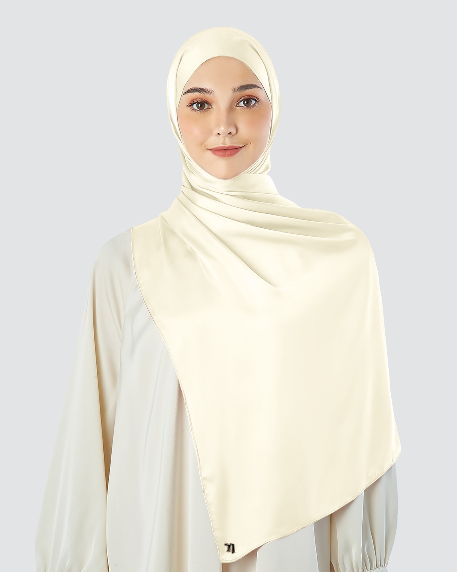 SATIN SHAWL - SNOW