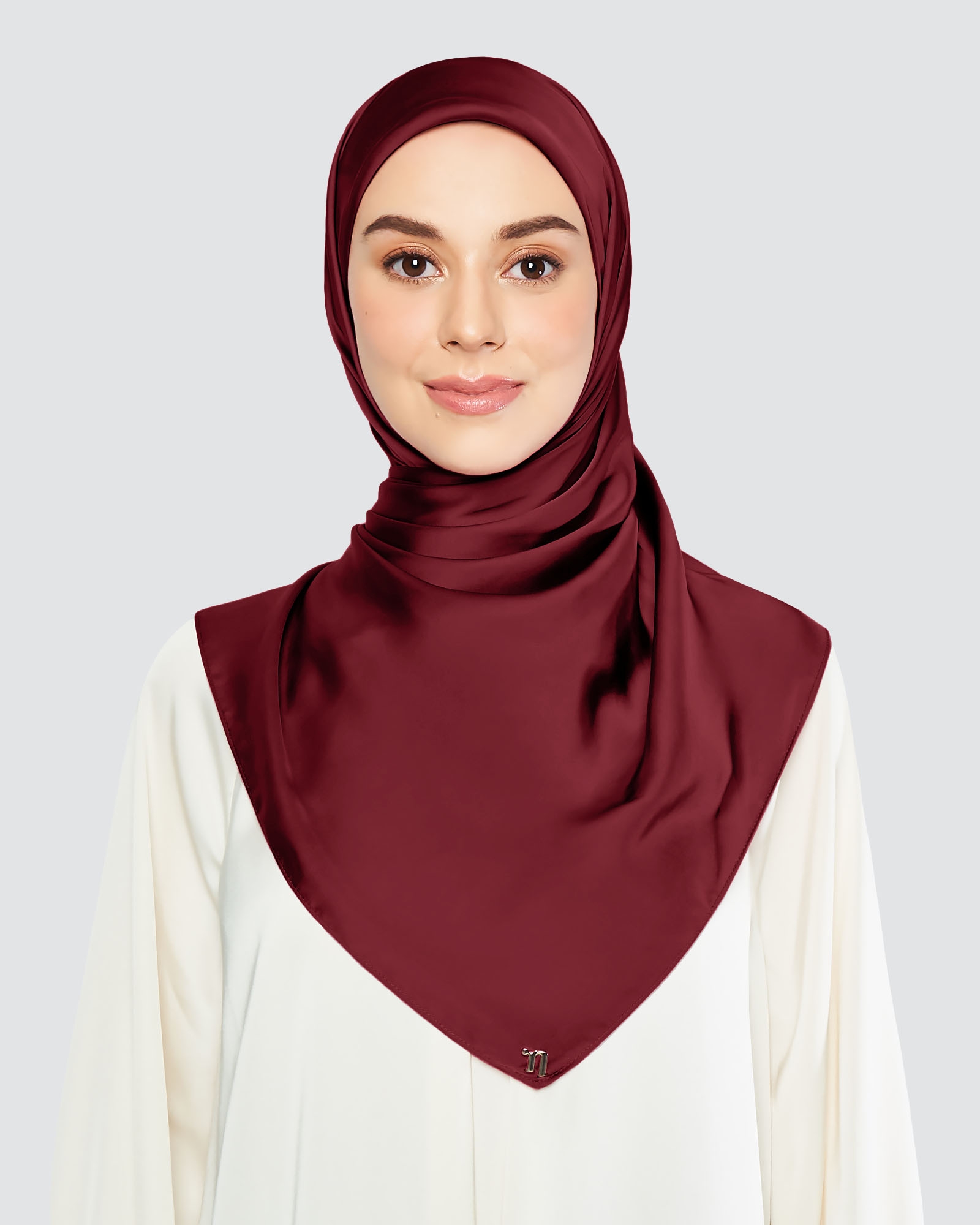 SATIN SQUARE - RHUBARB