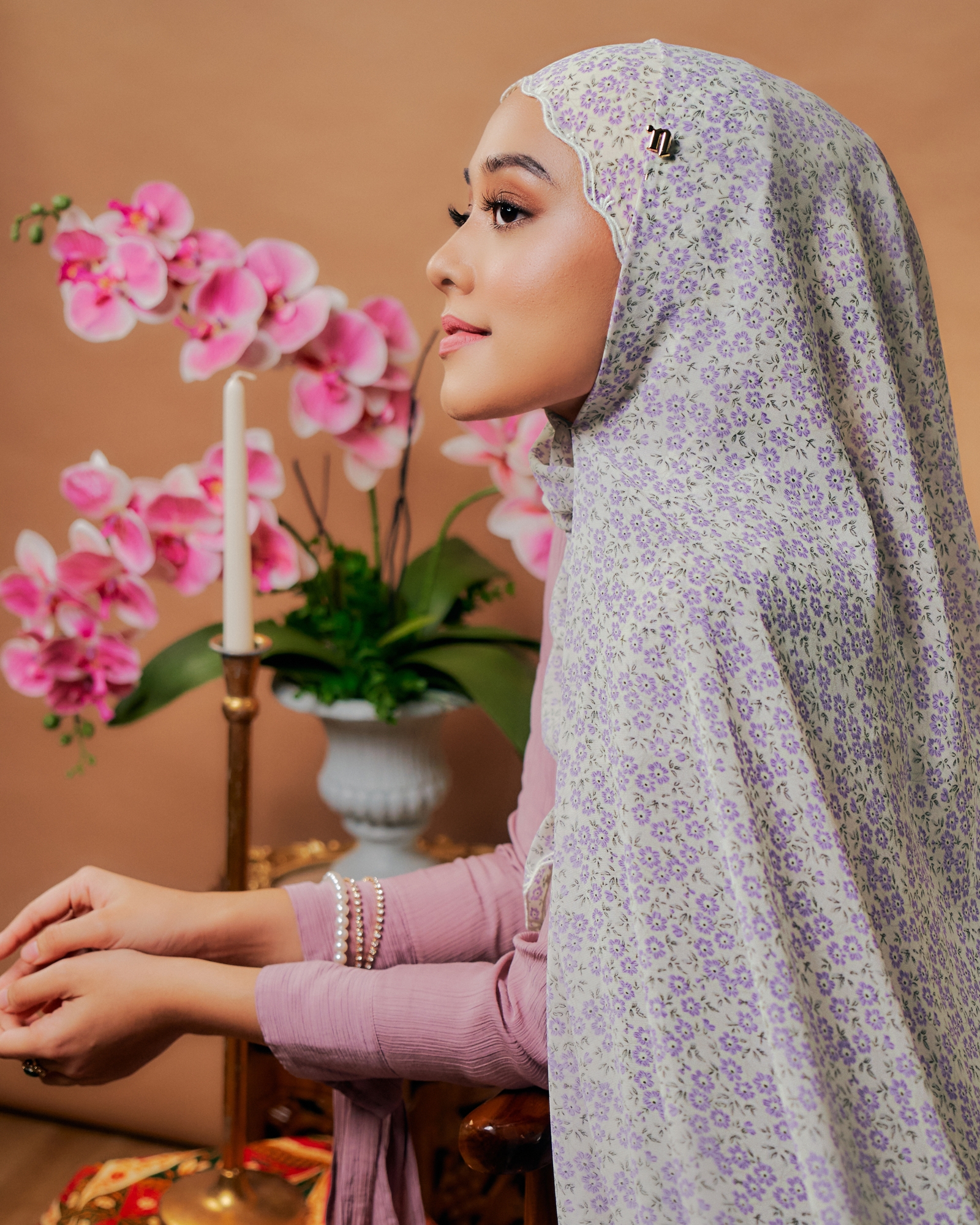 MELUR EMBROIDERED SHAWL - LILAC