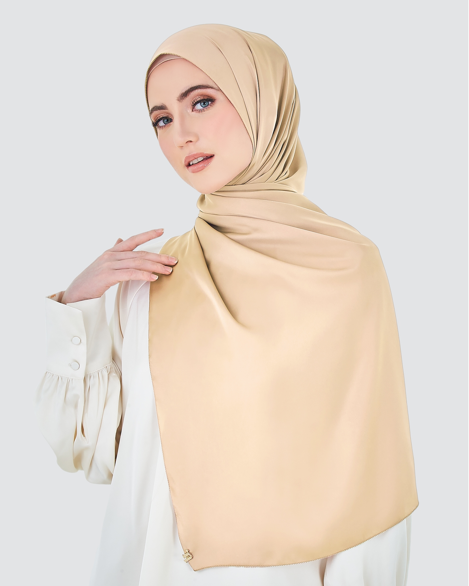 EILA SATIN SHAWL - TOFFEE
