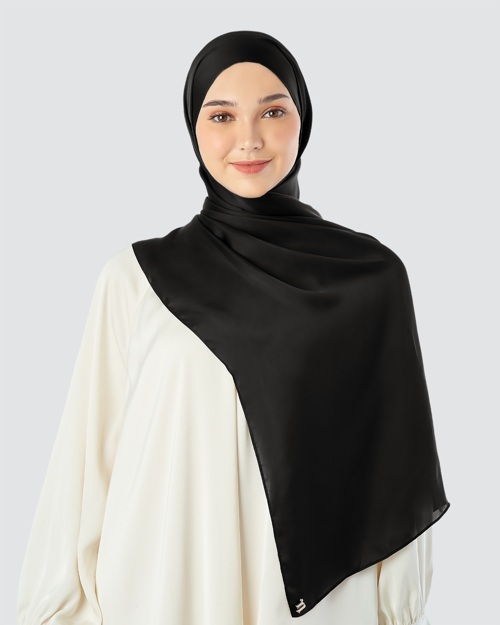 SWARA SATIN SHAWL - BLACK