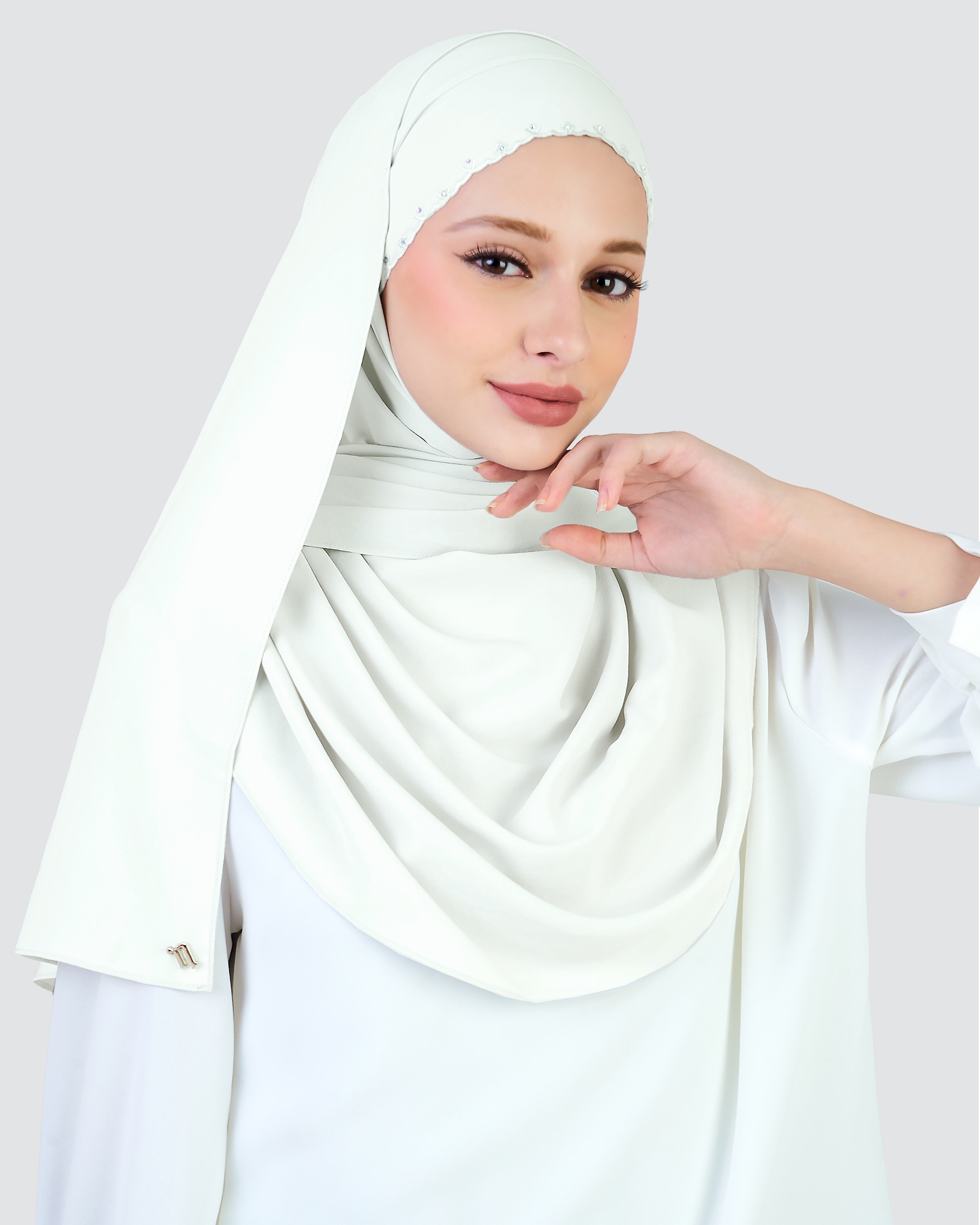 WIDURI EMBROIDERED CRYSTAL SEMI-INSTANT SQUARE - WHITE