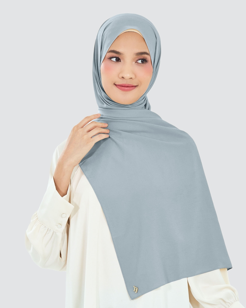 Image of AIRE CHIFFON SHAWL