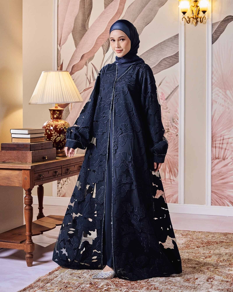 AISHA LACE ABAYA AND SHAWL