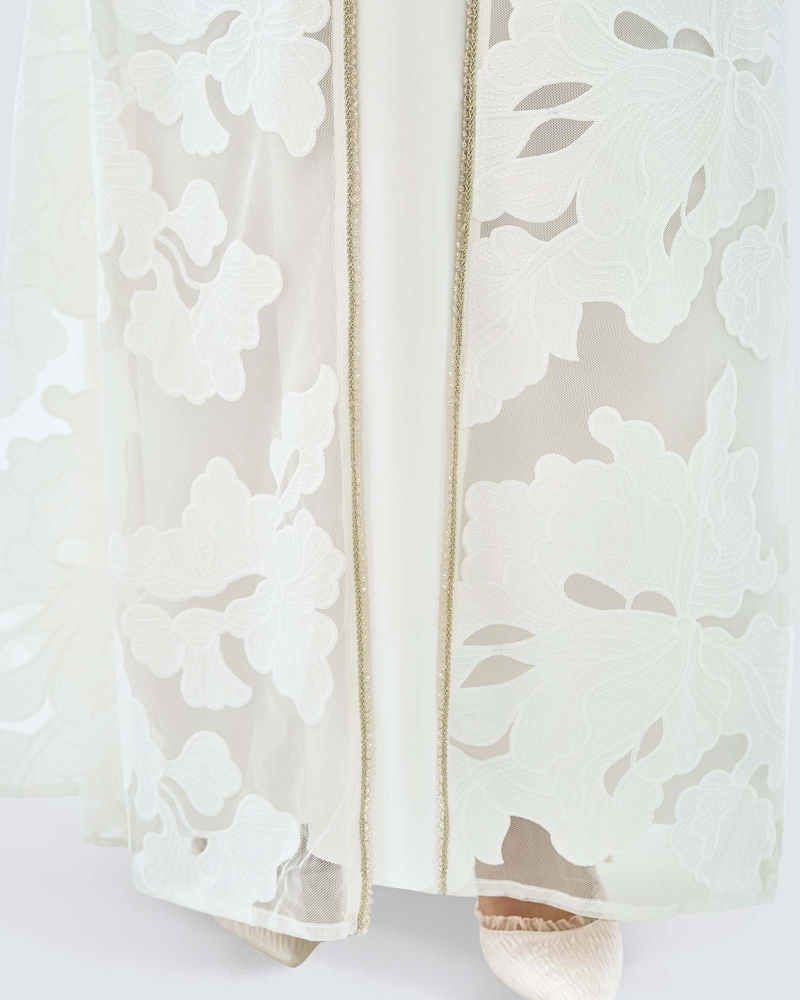 Image of AISHA LACE ABAYA AND SHAWL