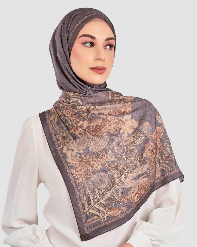 AKAR MATTE SATIN SHAWL - LADA HITAM