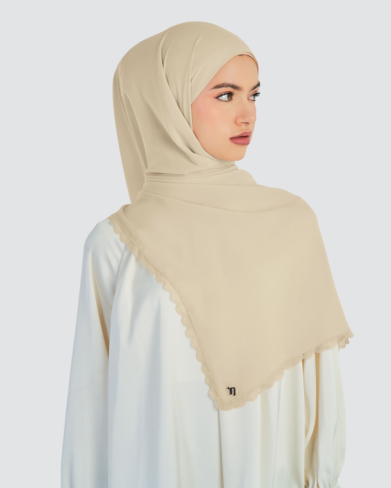 Image of ALINA LACE SHAWL - PEBBLE