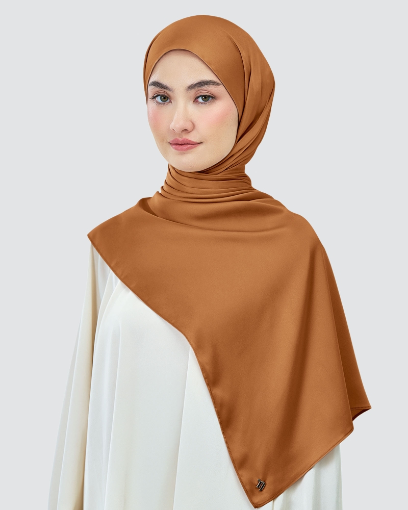AMAYA SATIN SHAWL - GLAZED GINGER