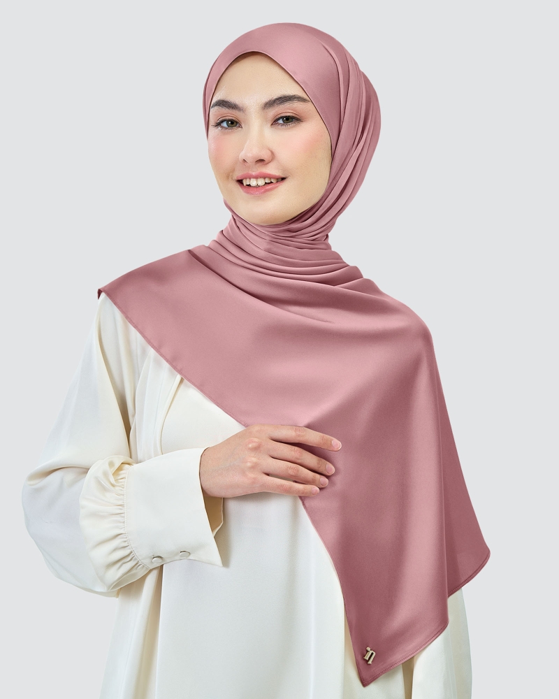 Image of AMAYA SATIN SHAWL - NOSTALGIA ROSE