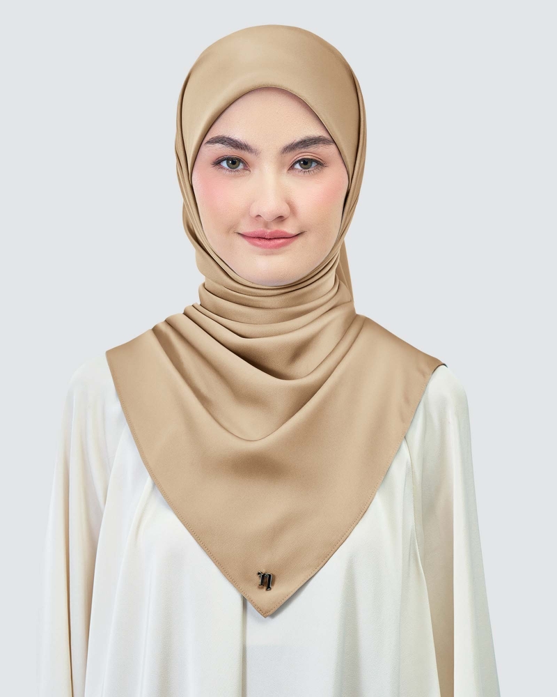 Image of AMAYA SATIN SQUARE - BRUSH