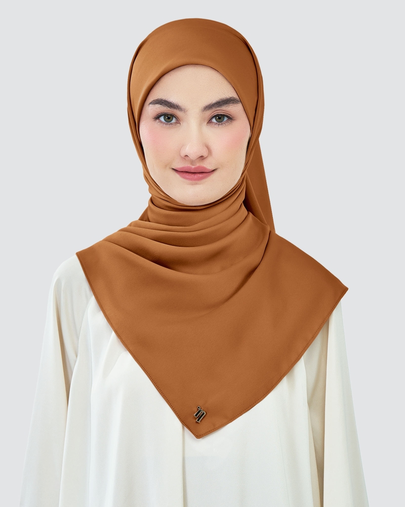 Image of AMAYA SATIN SQUARE - GLAZED GINGER