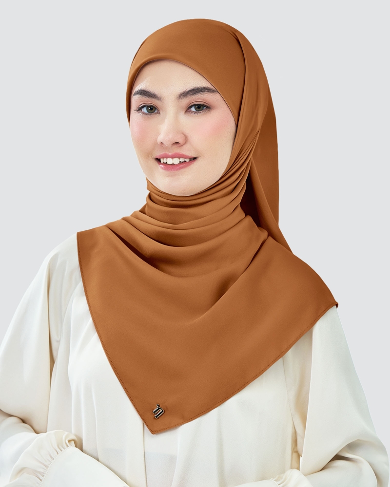 AMAYA SATIN SQUARE - GLAZED GINGER