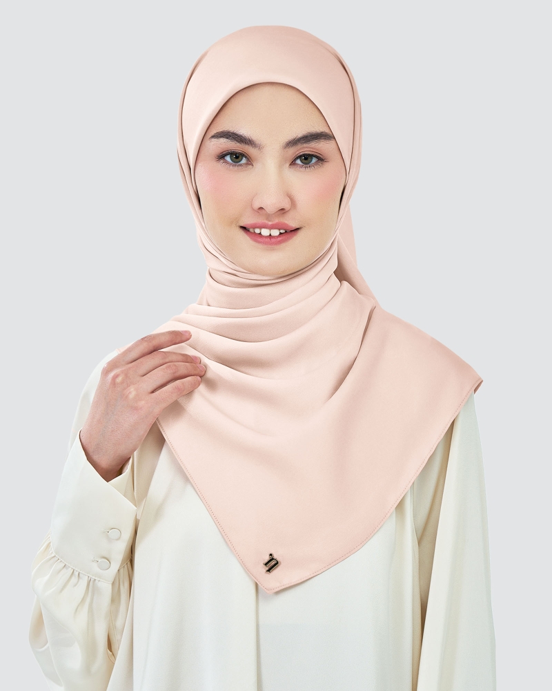 AMAYA SATIN SQUARE - LOTUS