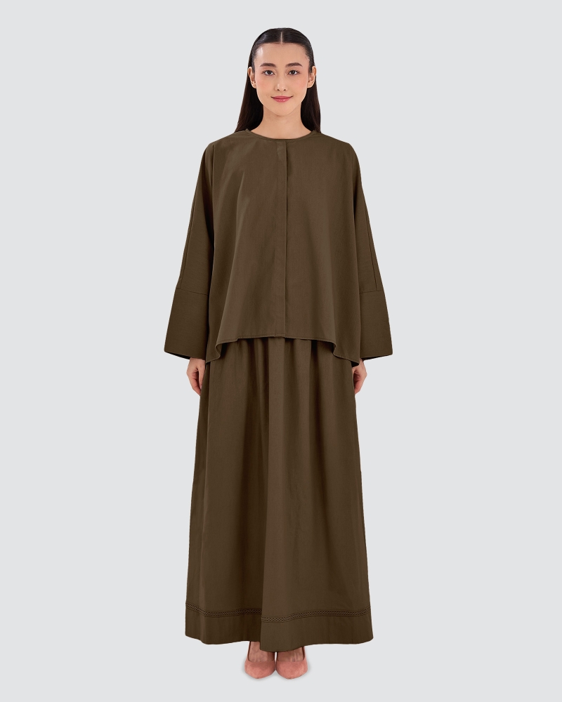 Image of AVA TOP - FUDGE