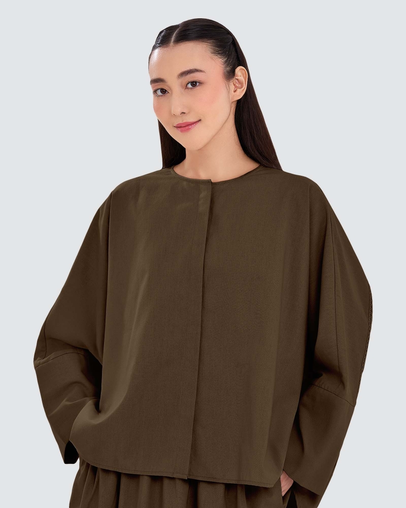 Image of AVA TOP - FUDGE