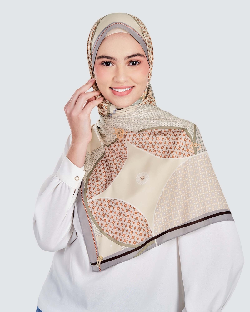 Image of BLUE CRUISE SHAWL - BREEZE