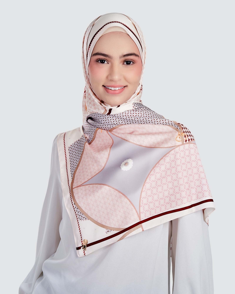 Image of BLUE CRUISE SHAWL - ISLAND