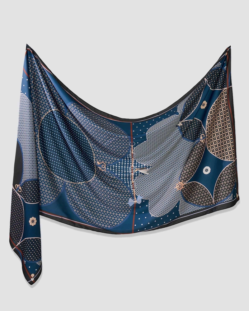 Image of BLUE CRUISE SHAWL - NAUTICAL