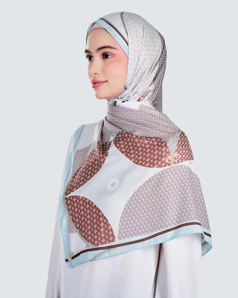 Image of BLUE CRUISE SHAWL - PARADISE