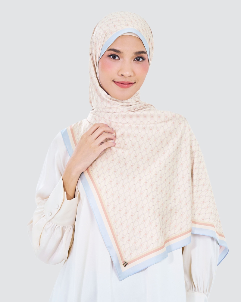 Image of CALLA SHAWL