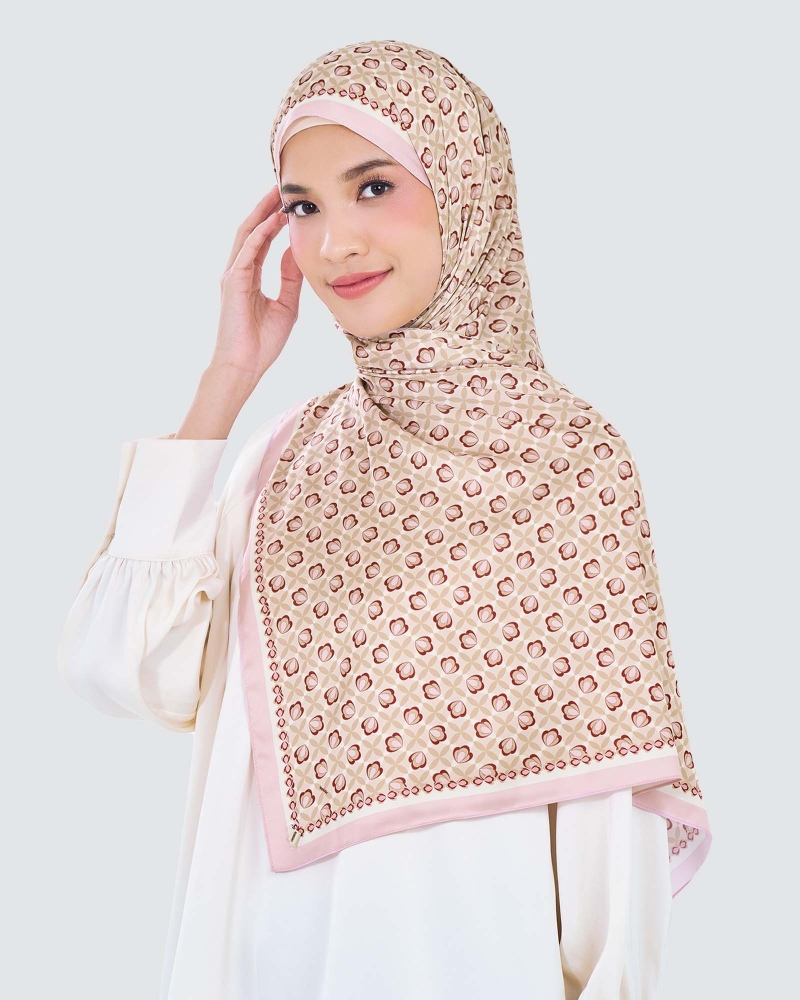 Image of CALLA SHAWL