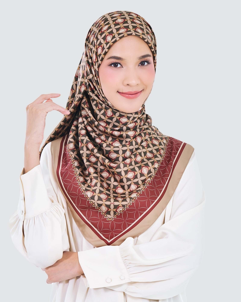 Image of CALLA SQUARE