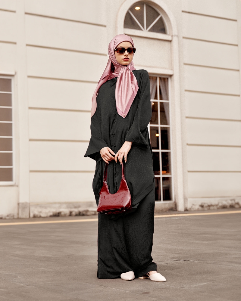 Image of DUBAI CO-ORDS - BLACK