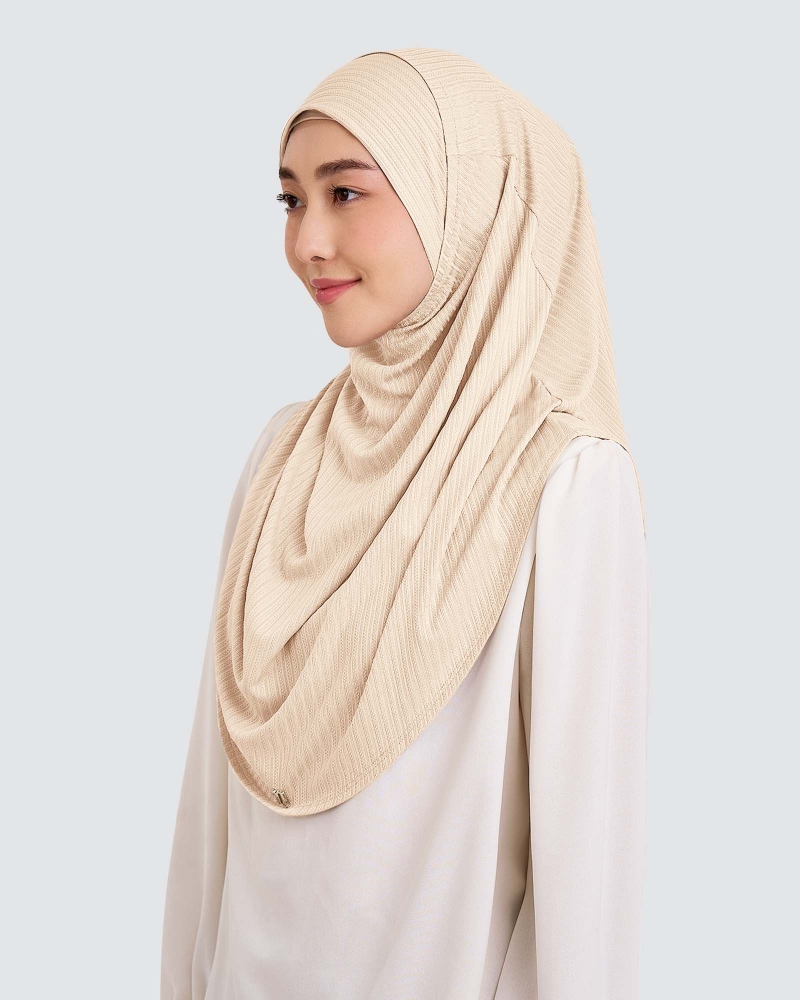 Image of EASYON ANYA SLIP-ON INSTANT - CASHEW