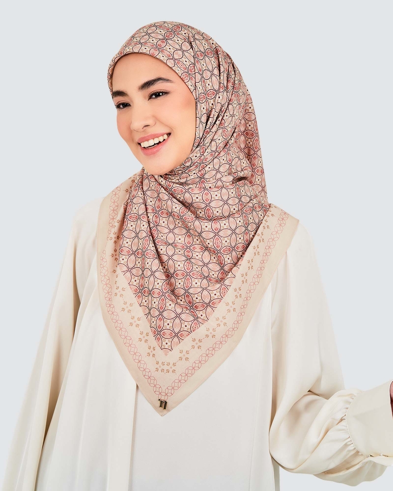 Image of ECHO GEOMETRIC COTTON VOILE SQUARE - CAMEL