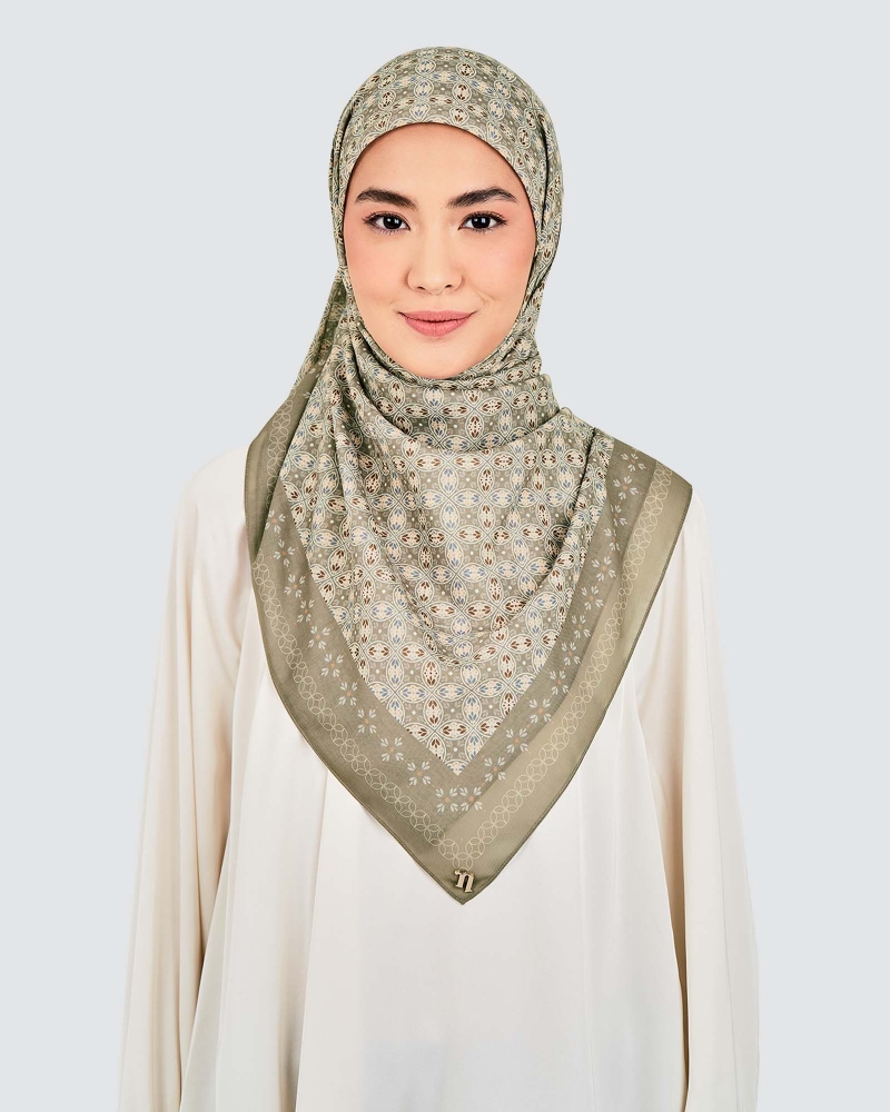 Image of ECHO GEOMETRIC COTTON VOILE SQUARE - MATCHA