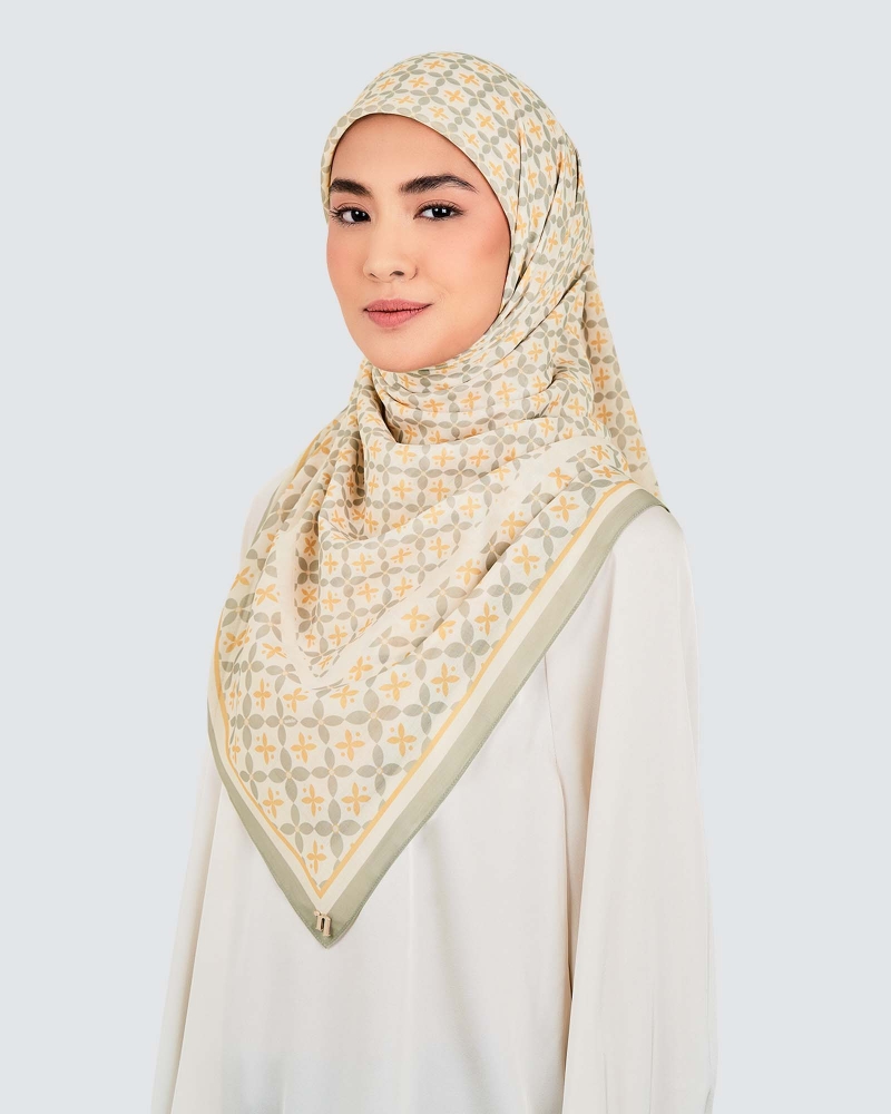 Image of ECHO GEOMETRIC COTTON VOILE SQUARE - MELLOW