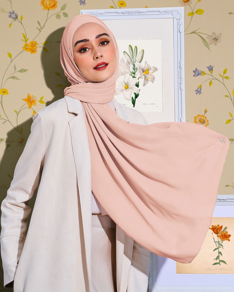 Image of EILA CHIFFON SHAWL