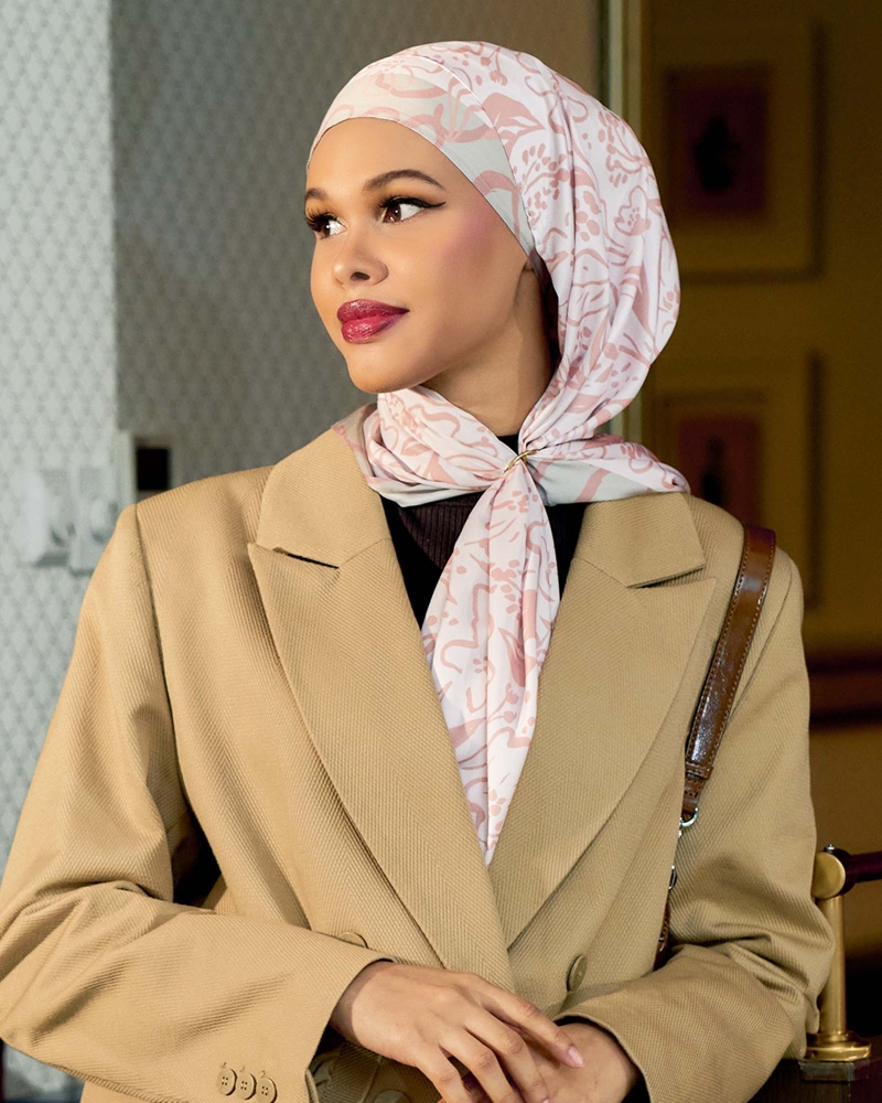 Image of FLEUR SHAWL