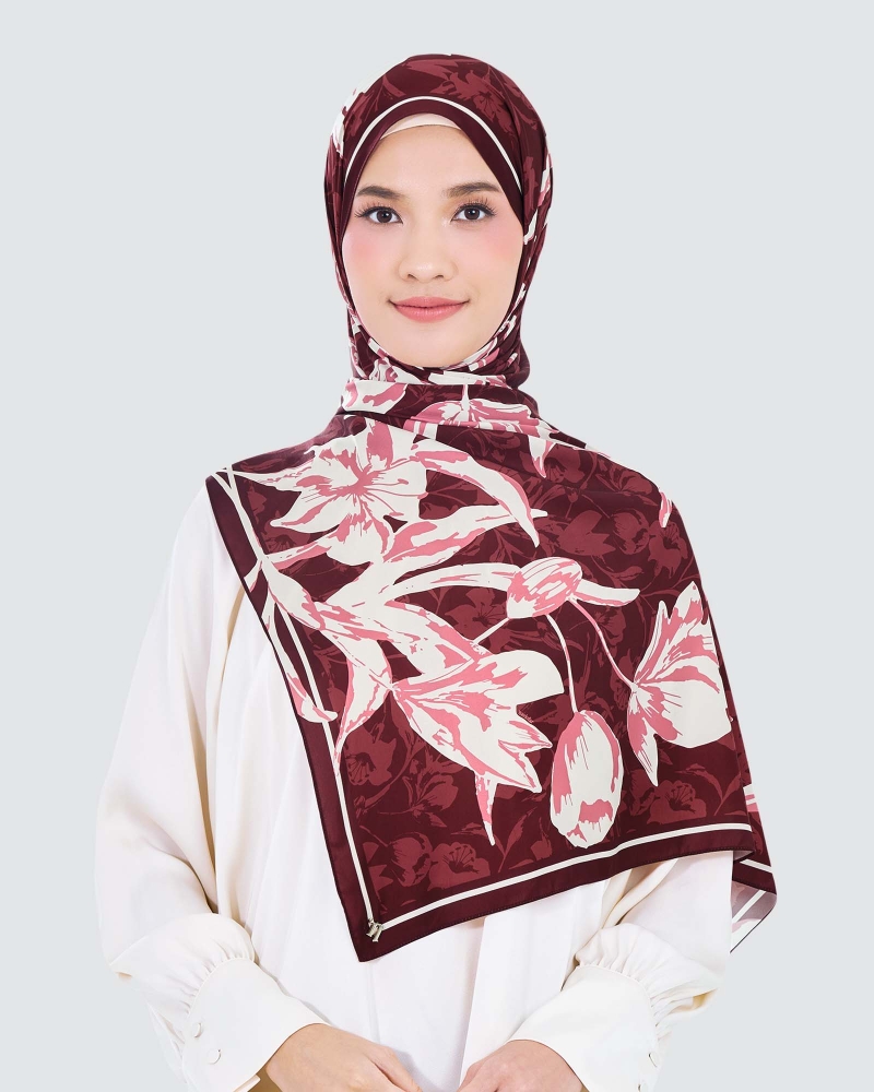 Image of FLEUR SHAWL