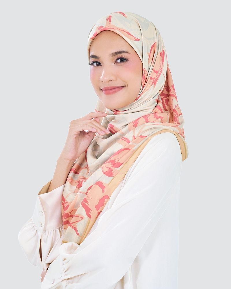 Image of FLEUR SQUARE