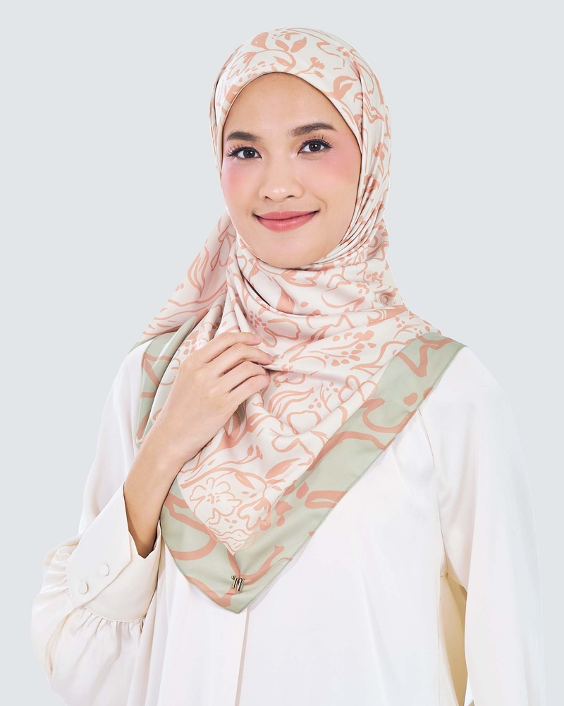 Image of FLEUR SQUARE