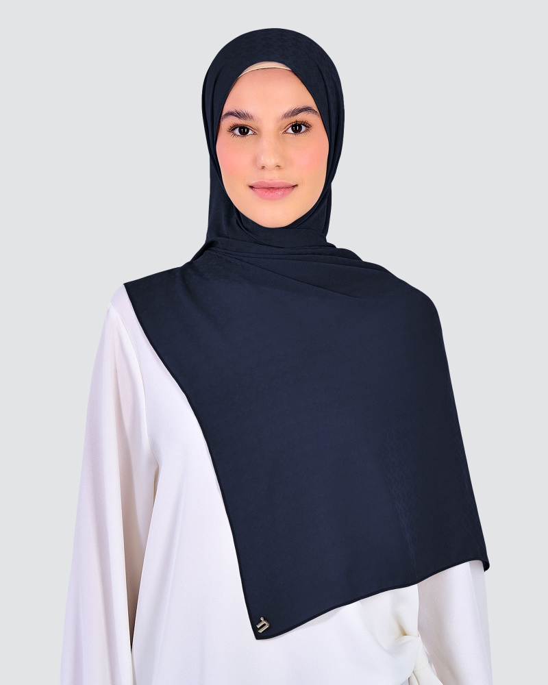 Image of GAIA CHIFFON SHAWL - NAVY
