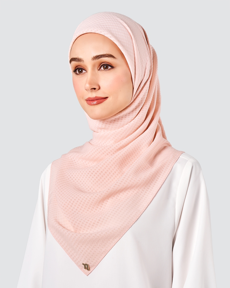 Image of GINGHAM TEXTURED CHIFFON SQUARE - SOFT PINK