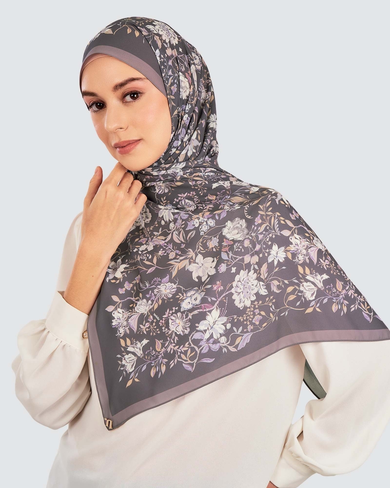 Image of HARUM CHIFFON SHAWL - MOON