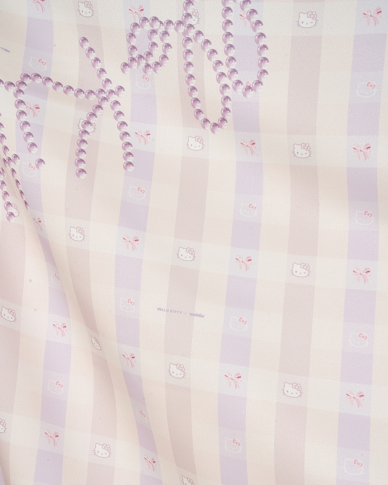 Image of HELLO KITTY X NAELOFAR SQUARE - TARO MILK