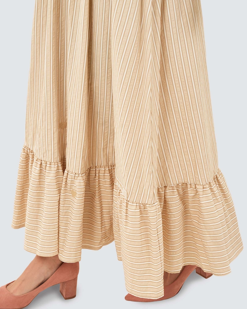 Image of HELLO KITTY X NAELOFAR LOVE SKIRT - PEANUT